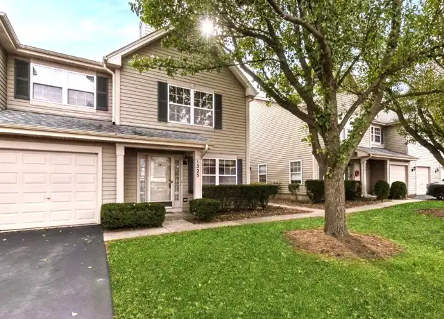 Property at 1325 Orleans Dr, Mundelein, IL, 60060, 2 beds, 2.5 baths, [object Object]