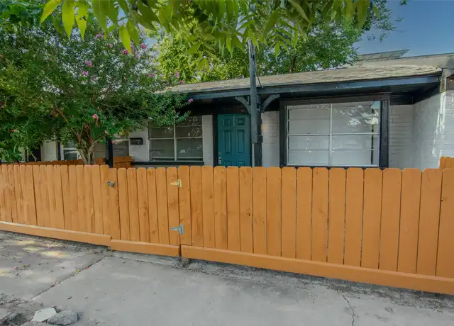 Property at 1621 Northwood St #1621, Houston, TX, 77009, 2 beds, 1 bath, [object Object]