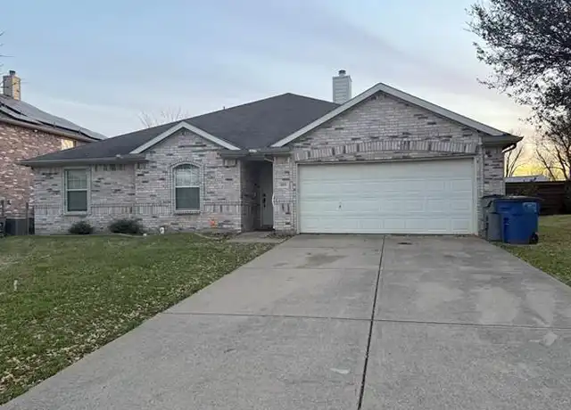 Property at 1831 Kings Cross Dr, Lancaster, TX, 75134, 3 beds, 2 baths, [object Object]