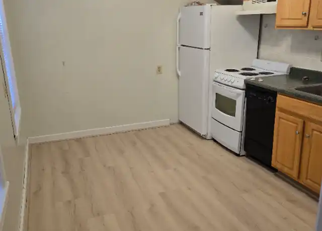 Property at 107 Beech St Unit 103R, Lowell, MA, 01850, 1 bed, 1 bath, [object Object]