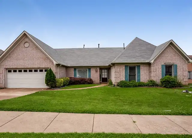 Property at 1011 Stable Run Dr, Cordova, TN, 38018, 5 beds, 3 baths, [object Object]