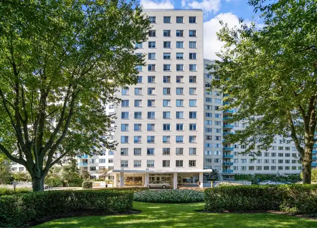 Property at 10500 Rockville Pike #406, Rockville, MD, 20852, 2 beds, 2 baths, [object Object]