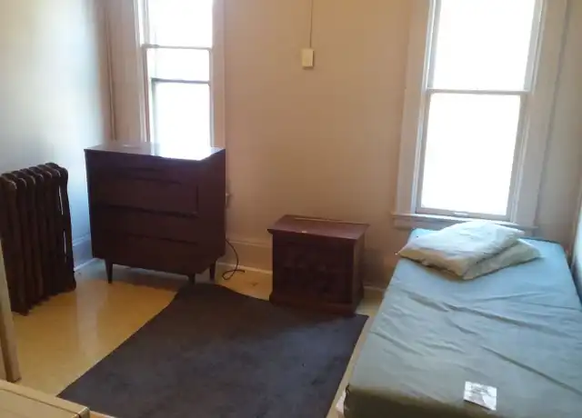 Property at 837 S 19th St Unit 1, Milwaukee, WI, 53204, 1 bed, 1 bath, [object Object]