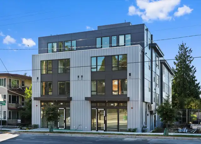 Property at 9717 Greenwood Ave N Unit 9717 C Greenwood, Seattle, WA, 98103, 5 beds, 3.5 baths, [object Object]