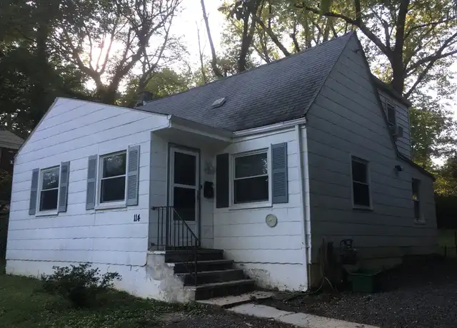 Property at 114 S Lee St, Falls Church, VA, 22046, 6 beds, 2 baths, [object Object]
