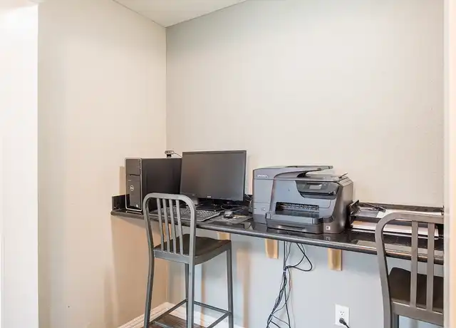 Property at Cobble Creek - 920 Lawrence St, Tomball, TX, 77375, 1-2 bed, 1-2 bath, [object Object]