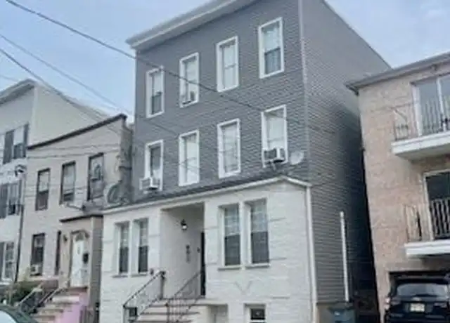 Property at 162 Griffith St #1, Jersey City, NJ, 07307, 1 bed, 1 bath, [object Object]