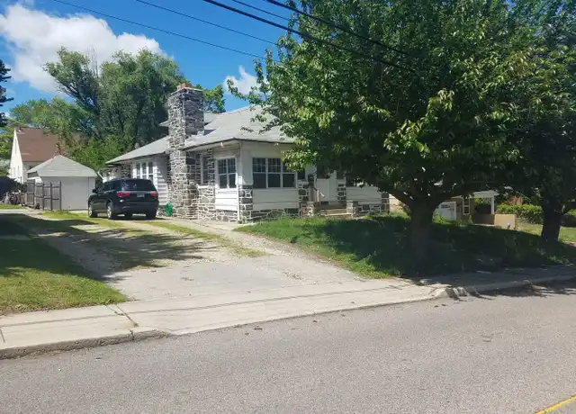 Property at 686 Summit Ave, Philadelphia, PA, 19128, 3 beds, 1 bath, [object Object]