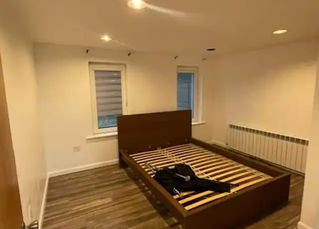 Property at 7161 70th St, Glendale, NY, 11385, 1 bed, 1 bath, [object Object]