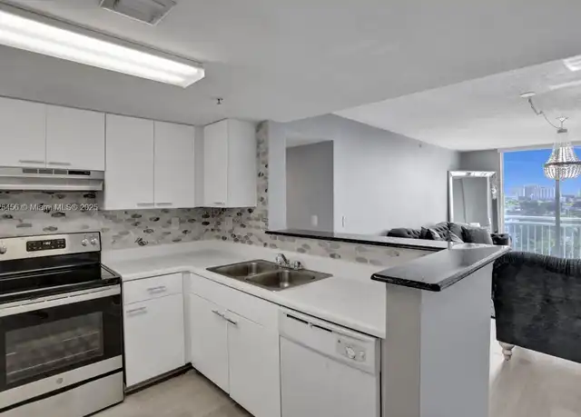 Property at 3000 Coral Way #808, Miami, FL, 33145, 2 beds, 2 baths, [object Object]