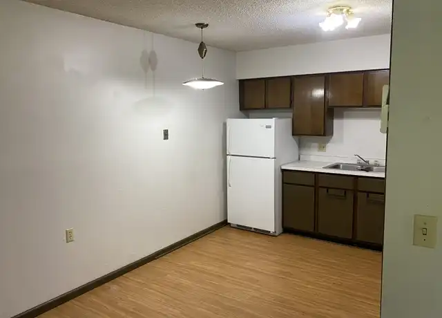 Property at 205 W 5th St Unit 4, Redfield, KS, 66769, 1 bed, 1 bath, [object Object]