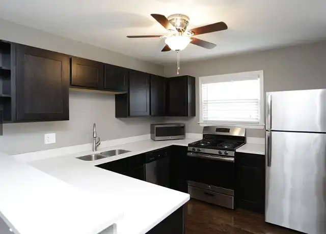 Property at Warwick Court Townhomes - 3527 Warwick Blvd, Kansas City, MO, 64111, 2 beds, 1.5 baths, [object Object]