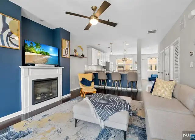 Property at 285 Roslyn Ct, West New York, NJ, 07093, 3 beds, 2.5 baths, [object Object]