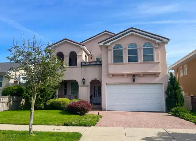 Property at 15 W Penn St, Long Beach, NY, 11561, 5 beds, 3.5 baths, [object Object]