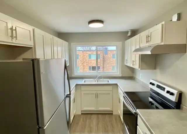 Property at 517 28th Avenue N Unit 3, Fargo, ND, 58102, 2 beds, 1 bath, [object Object]