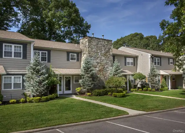 Property at 375 Lake Pointe Dr Unit 375, Middle Island, NY, 11953, 1 bed, 1 bath, [object Object]