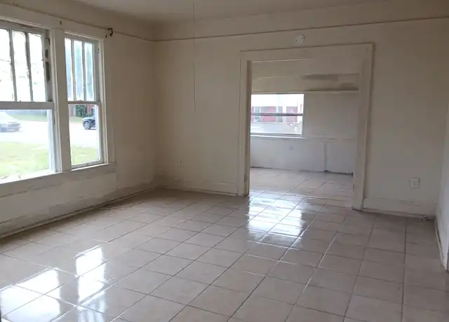 Property at 720 6th St NW Unit 1, Winter Haven, FL, 33881, 2 beds, 1 bath, [object Object]