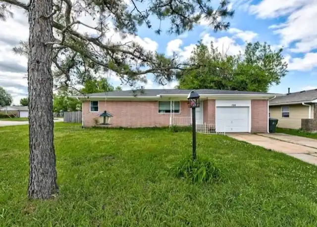 Property at 700 Terry Dr, Norman, OK, 73069, 3 beds, 1 bath, [object Object]