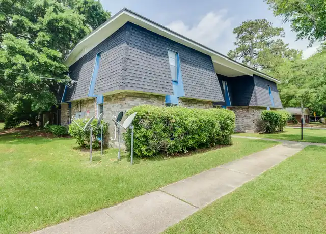 Property at 431 Bechtel Blvd, Ocean Springs, MS, 39564, 2 beds, 2 baths, [object Object]