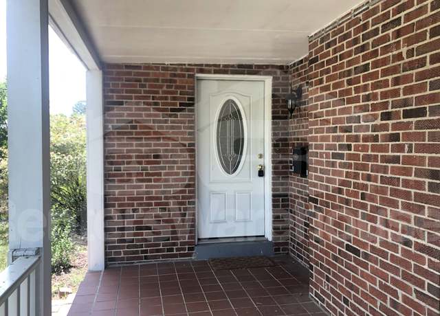 Photo of 9008 48th Pl, College Park, MD 20740