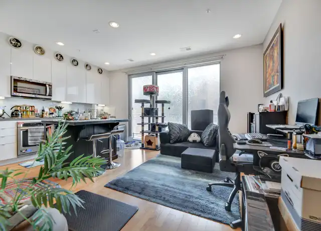 Property at 435 R St NW #302, Washington, DC, 20001, 1 bed, 1 bath, [object Object]