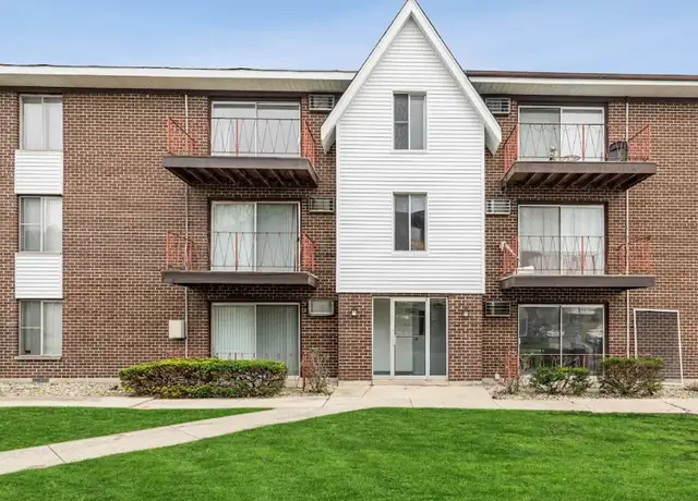 Photo of 4225 W 115th St, Alsip, IL 60803