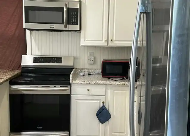 Property at 1029 Morrow Rd Unit 2, Knoxville, TN, 37923, 1 bed, 1 bath, [object Object]
