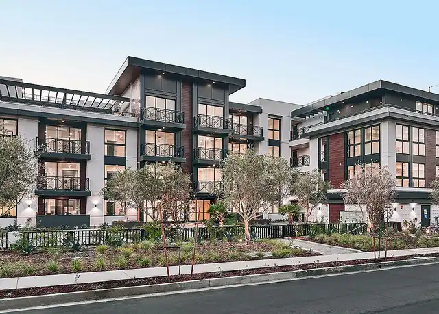Property at Doran Residences LLC - 314 W Doran St, Glendale, CA, 91203, 3 beds, 2 baths, [object Object]