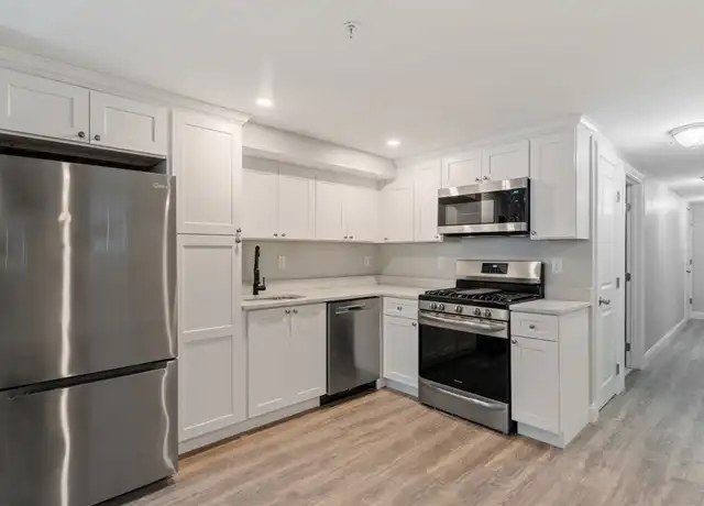 Property at 594 E 2nd St Unit 1, Boston, MA, 02127, 5 beds, 3 baths, [object Object]
