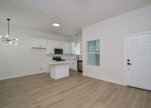 Property at 405 Clearwater St Unit AB, Houston, TX, 77029, 3 beds, 2 baths, [object Object]