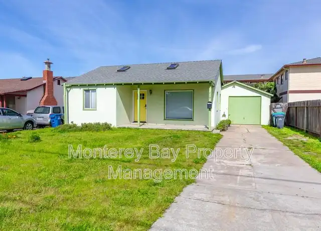 Property at 219 Carmel Ave, Marina, CA, 93933, 2 beds, 1 bath, [object Object]
