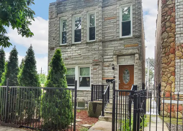 Property at 3501 W Le Moyne St Unit 2, Chicago, IL, 60651, 2 beds, 1 bath, [object Object]