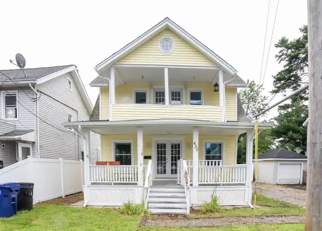 Property at 430 Ocean Ave, West Haven, CT, 06516, 4 beds, 1.5 baths, [object Object]