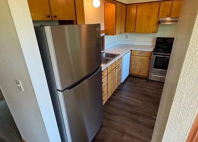 Photo of 700 NW 12th St, McMinnville, OR 97128