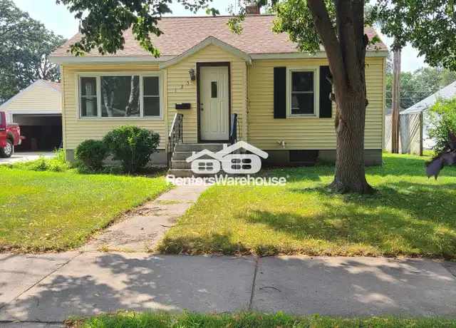 Property at 135 24th Ave S, Saint Cloud, MN, 56301, 2 beds, 2 baths, [object Object]