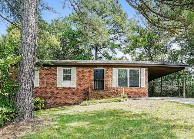 Property at 1701 6th St NW, Center Point, AL, 35215, 3 beds, 1.5 baths, [object Object]