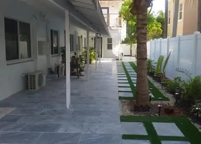 Property at 1109 NE 1st St, Fort Lauderdale, FL, 33301, 2 beds, 1 bath, [object Object]