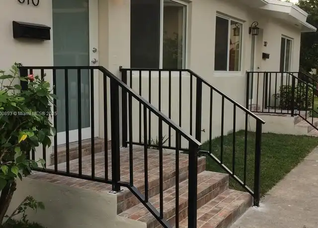 Property at 310 SW 31st Ave, Miami, FL, 33135, 2 beds, 1 bath, [object Object]