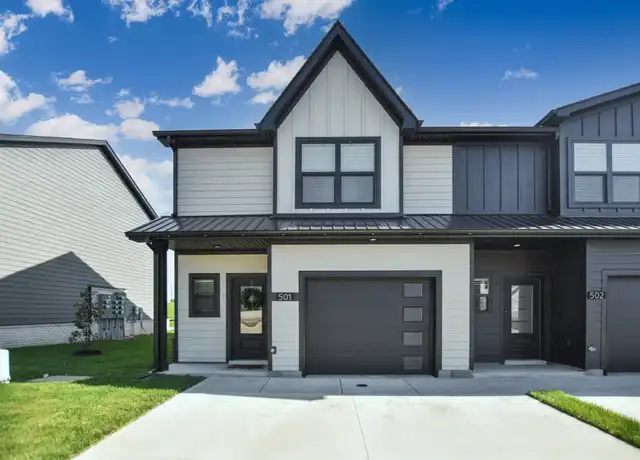 Property at 501 Jonathan Wade Pvt Cir, Clarksville, TN, 37043, 3 beds, 2.5 baths, [object Object]