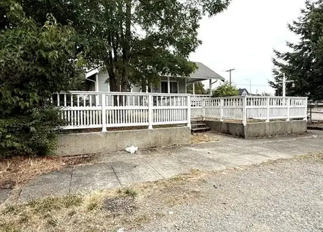 Property at 5423 S Pine St, Tacoma, WA, 98409, 2 beds, 1 bath, [object Object]