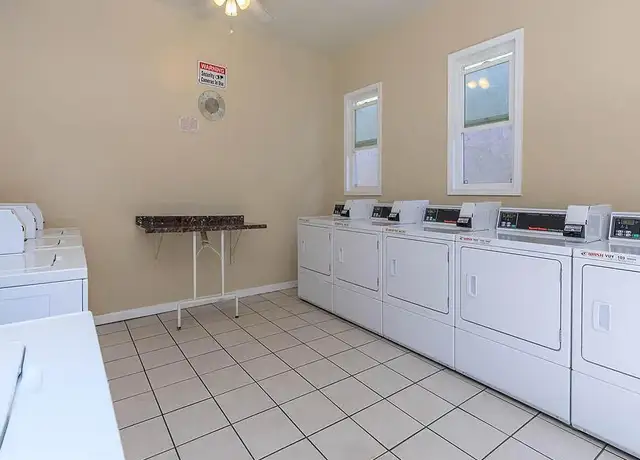 Photo of 818 N Campus Ave, Upland, CA 91786