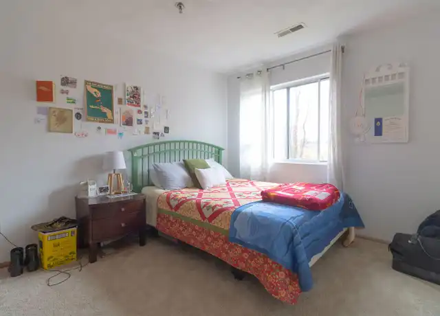 Property at 709 Giles Rd Unit 711-01, Blacksburg, VA, 24060, 3 beds, 2 baths, [object Object]