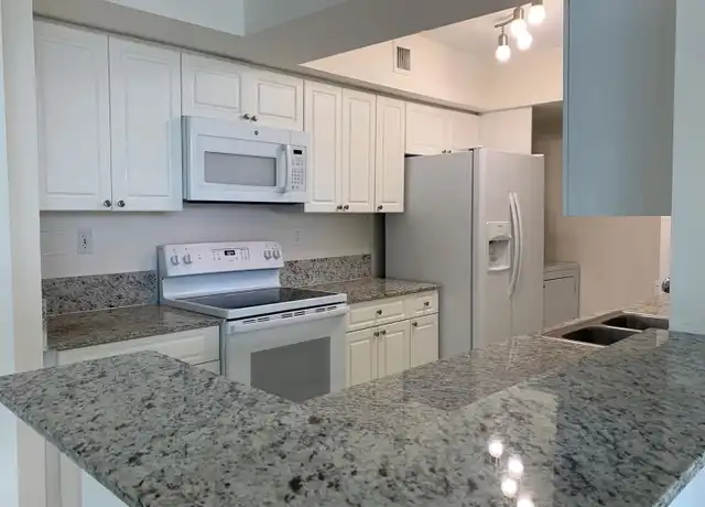 Property at 18335 NW 68th Ave Unit 245-606, Hialeah, FL, 33015, 2 beds, 2 baths, [object Object]
