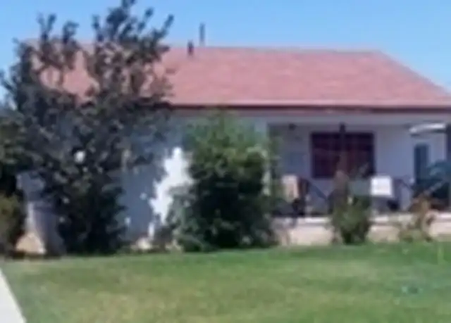 Property at 1130 Bank St, Bakersfield, CA, 93304, 2 beds, 1 bath, [object Object]