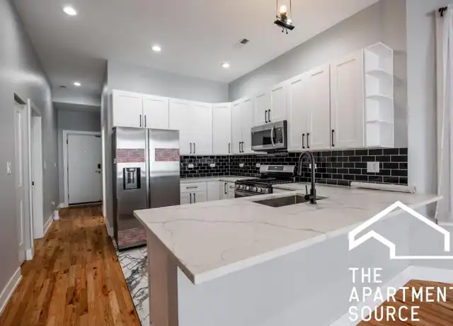 Property at 3328 W Congress Pkwy, Chicago, IL, 60624, 2 beds, 1 bath, [object Object]