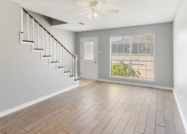 Property at 12240 Jackson Rd, Saint Francisville, LA, 70775, 2 beds, 1.5 baths, [object Object]