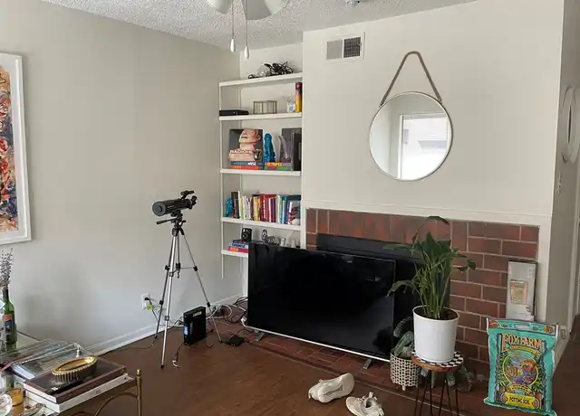 Property at 2110 Rio Grande St #306, Austin, TX, 78705, 2 beds, 1 bath, [object Object]