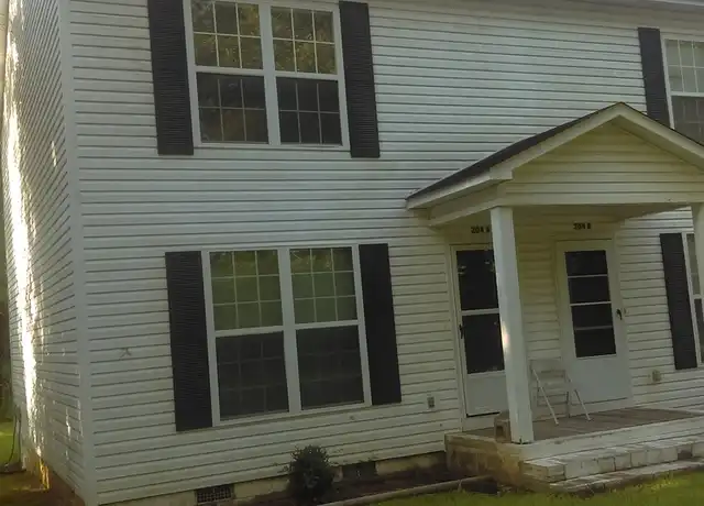 Property at 204a Gladstone St Unit 204A, Dublin, GA, 31021, 2 beds, 1.5 baths, [object Object]