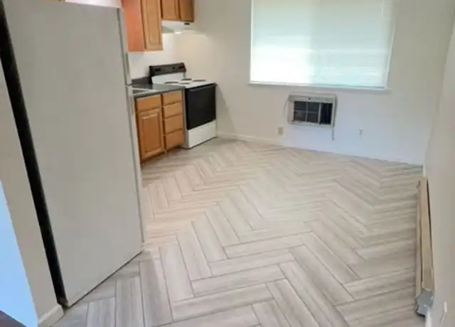 Property at 710 SW Rogue River Ave Unit 710C, Grants Pass, OR, 97526, 2 beds, 1 bath, [object Object]