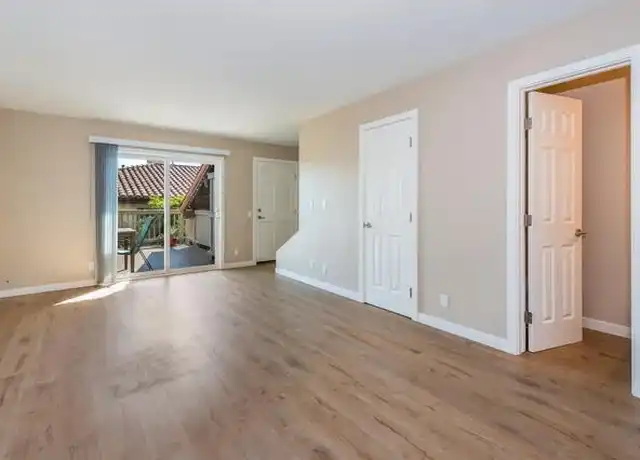 Property at 515 E Arrellaga St Unit 3, Santa Barbara, CA, 93103, 2 beds, 1.5 baths, [object Object]